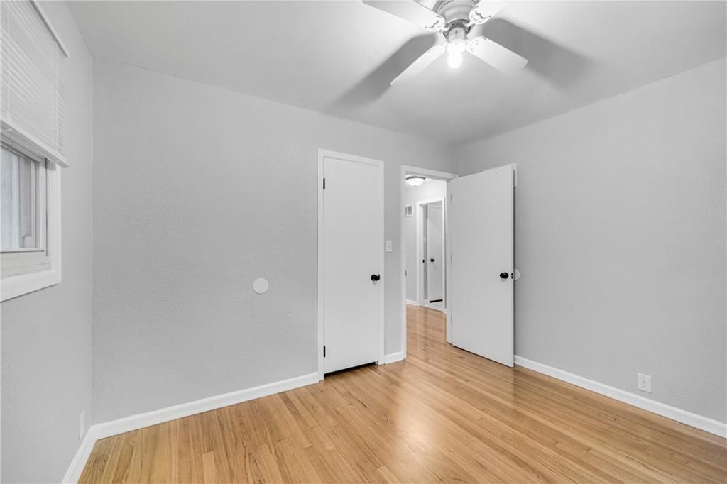 2700 Englewood Terrace — photo 23