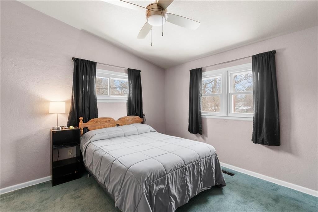 903 E Clark Street — photo 16