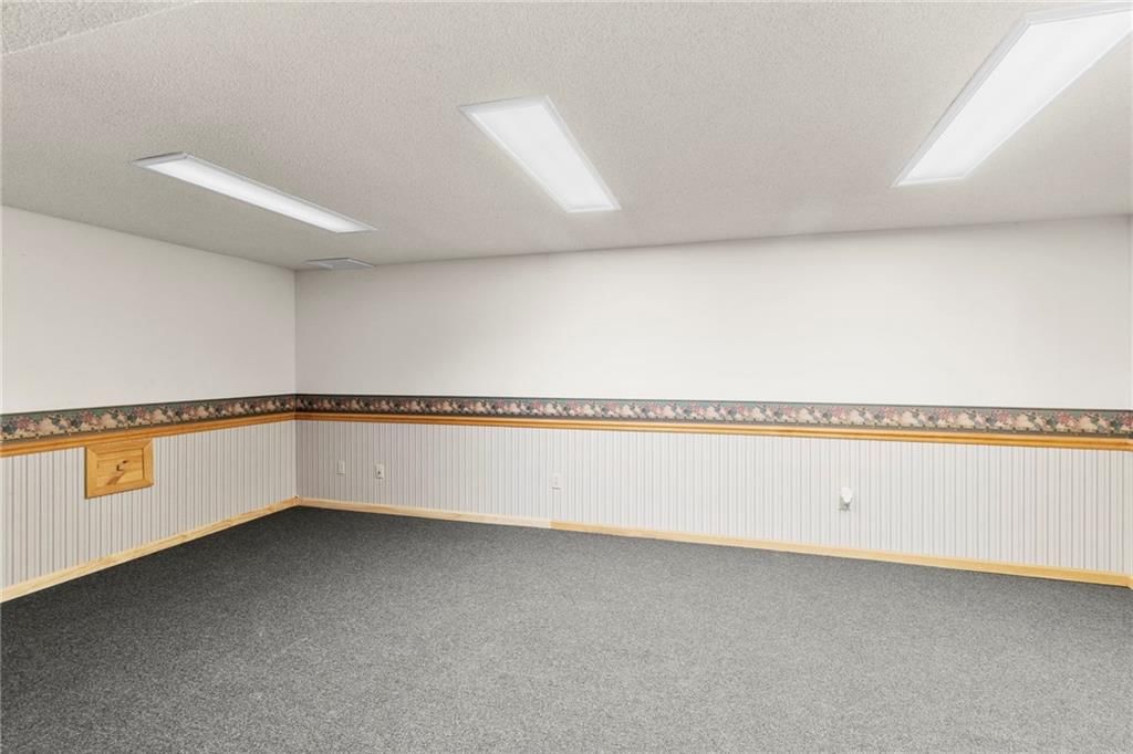 903 E Clark Street — photo 29