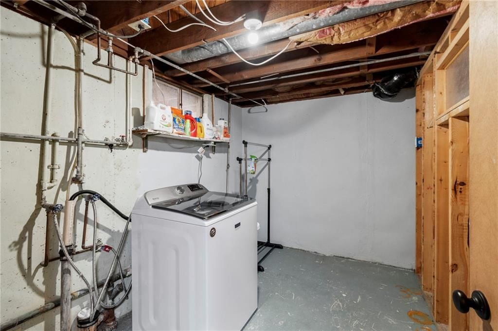 903 E Clark Street — photo 31