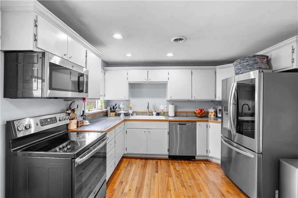 7637 Conser Street — photo 26