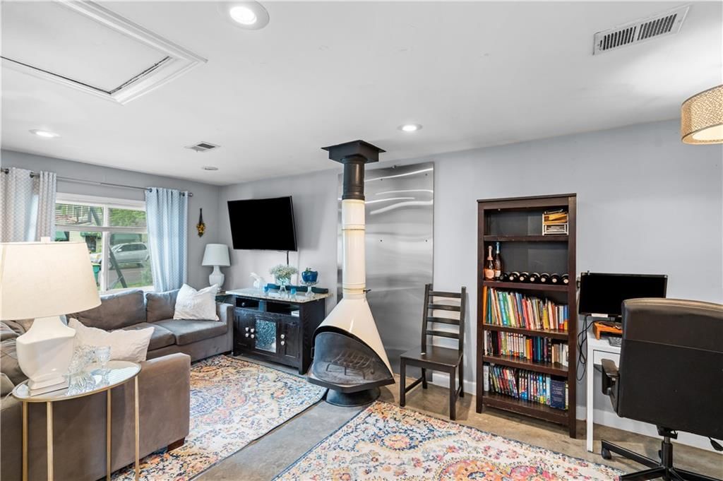 7637 Conser Street — photo 28