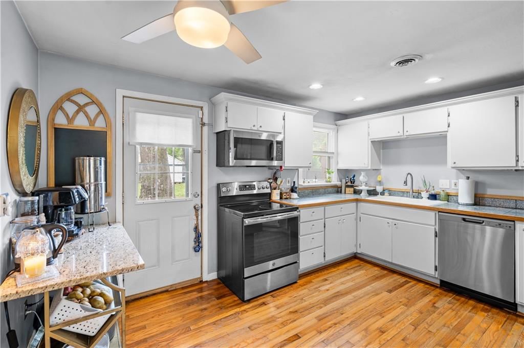 7637 Conser Street — photo 30
