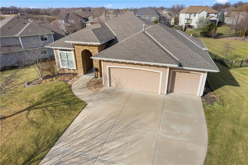 9432 W 158th Street — photo 38