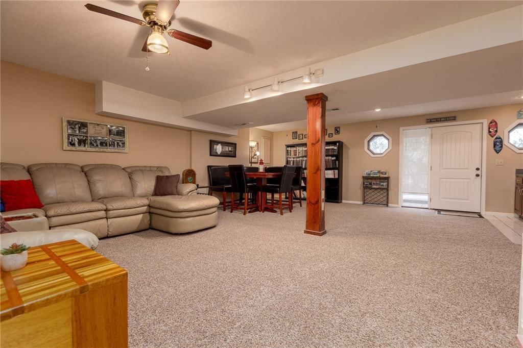 1303 Telford Drive — photo 29