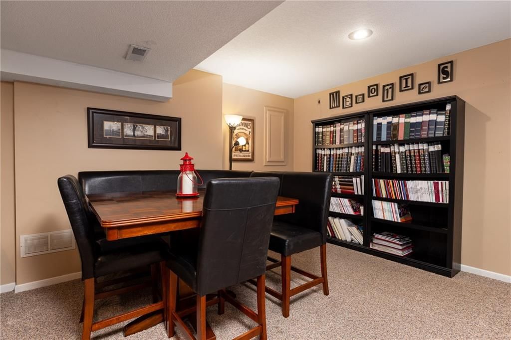 1303 Telford Drive — photo 31