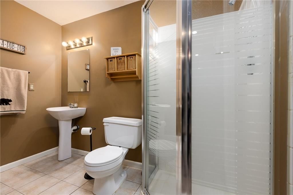 1303 Telford Drive — photo 33