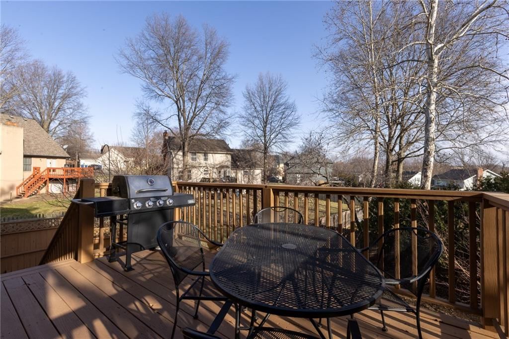 1303 Telford Drive — photo 41