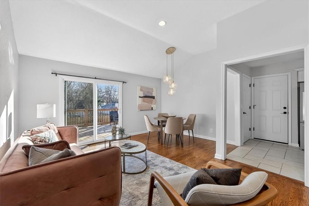 5109 W 71st Street — photo 8