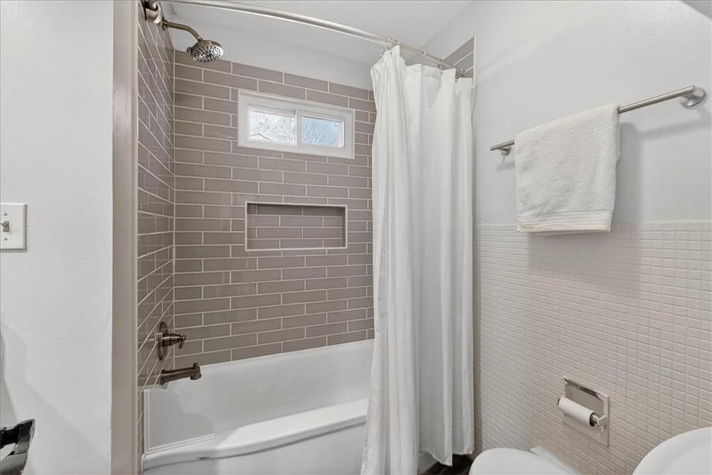 5109 W 71st Street — photo 19