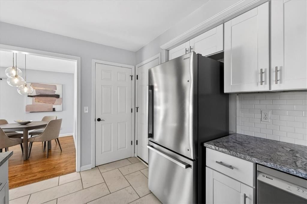 5109 W 71st Street — photo 24