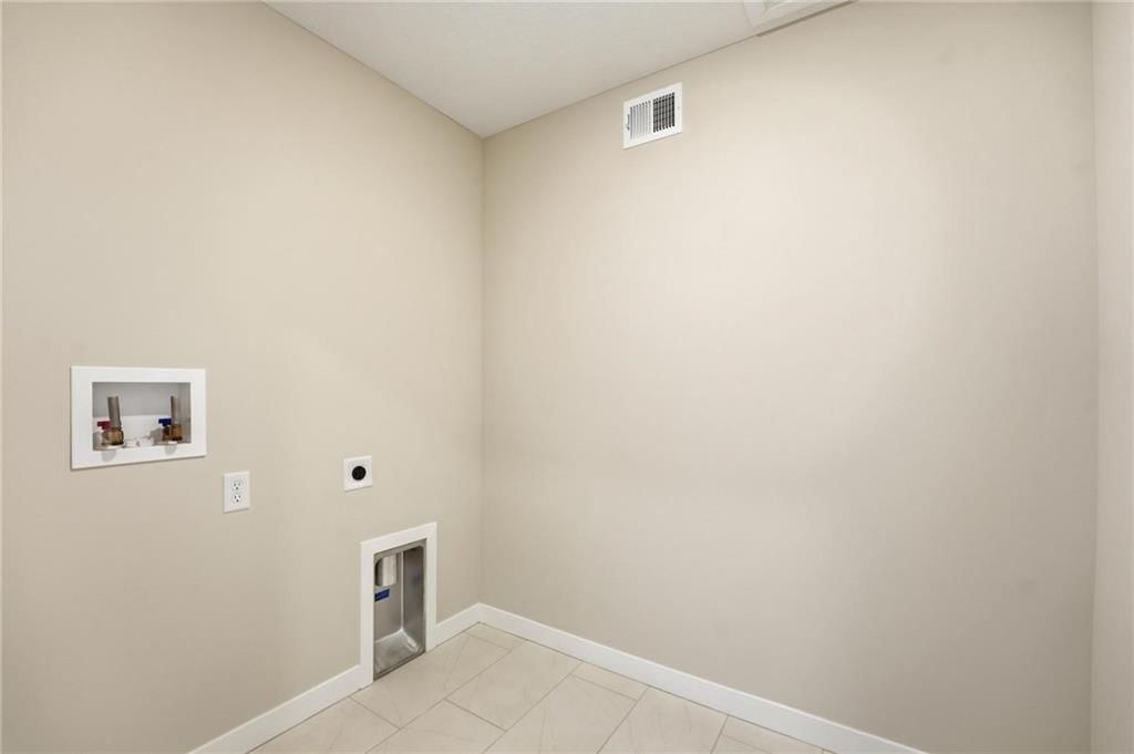 18180 W 166th Terrace — photo 16
