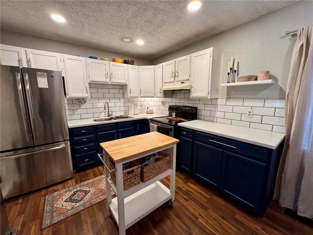 450 N Milton Street — photo 8