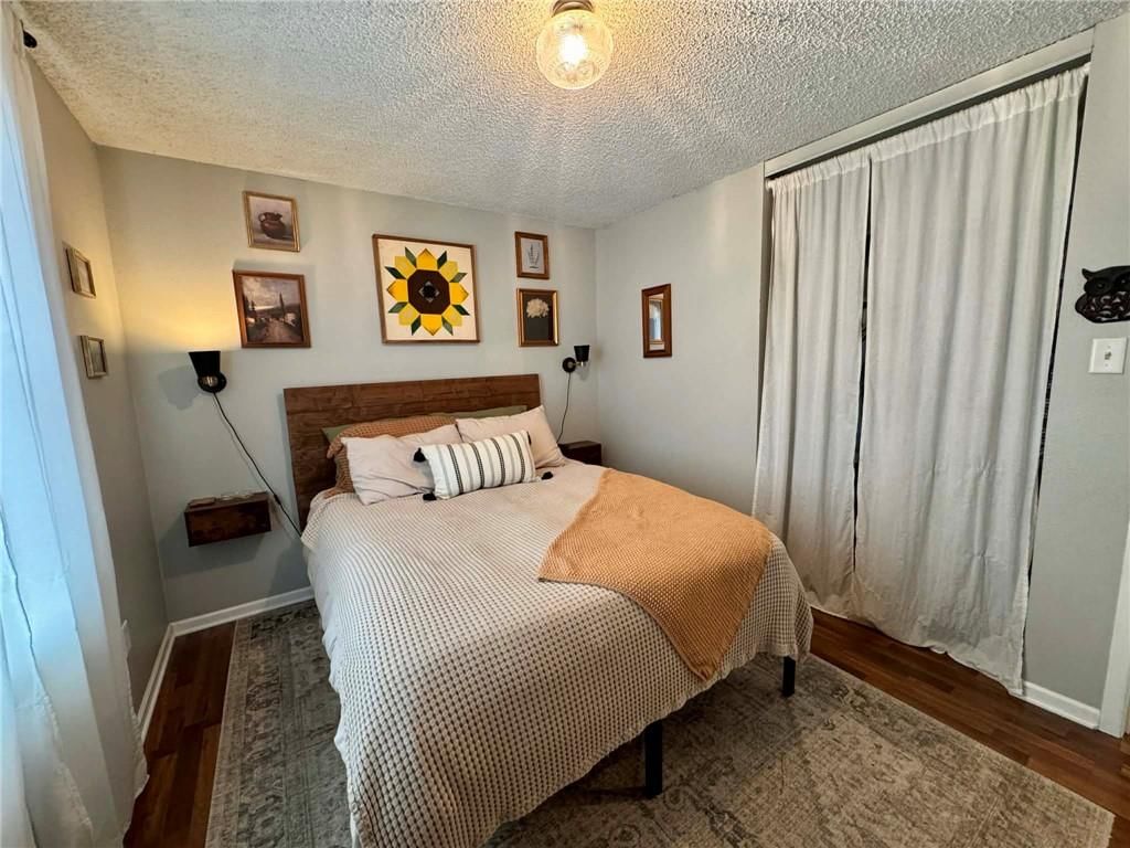 450 N Milton Street — photo 12