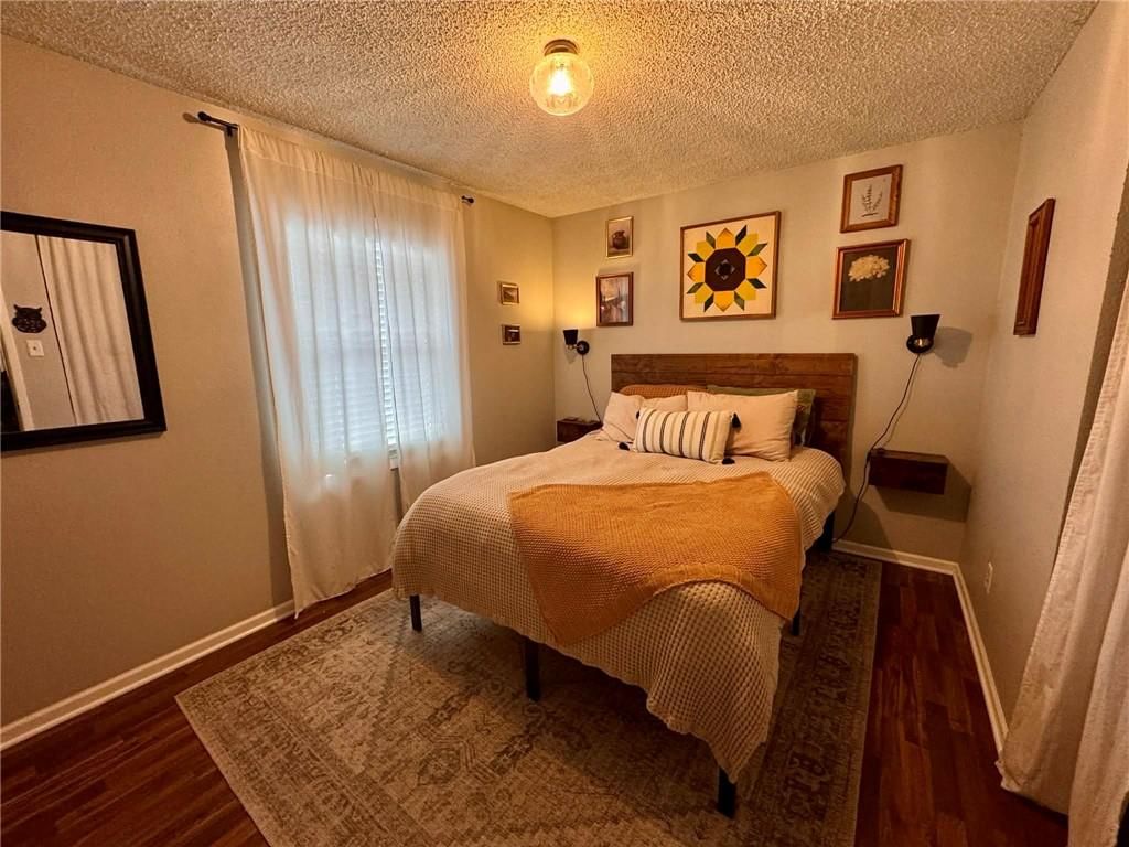 450 N Milton Street — photo 13