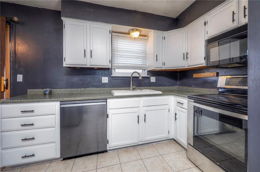 21850 W 179th Street — photo 8