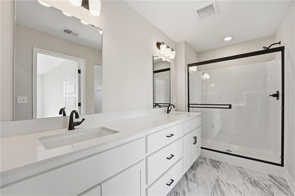 18257 W 166th Street — photo 9