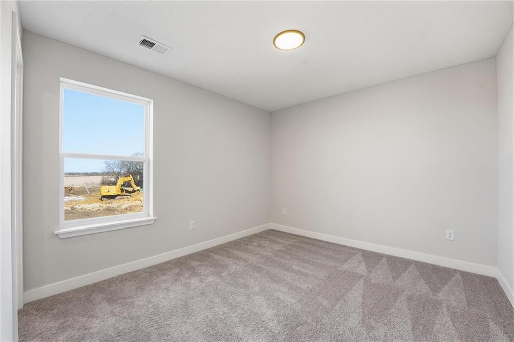 18257 W 166th Street — photo 10