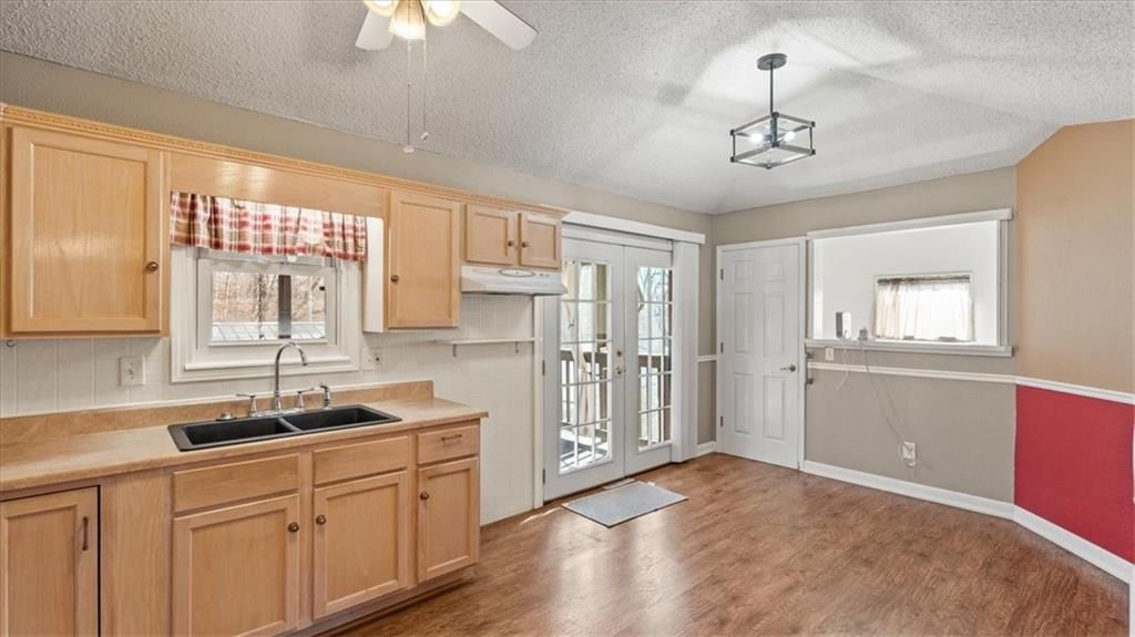 2103 N York Road — photo 4