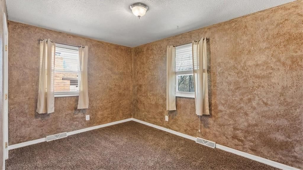 2103 N York Road — photo 11