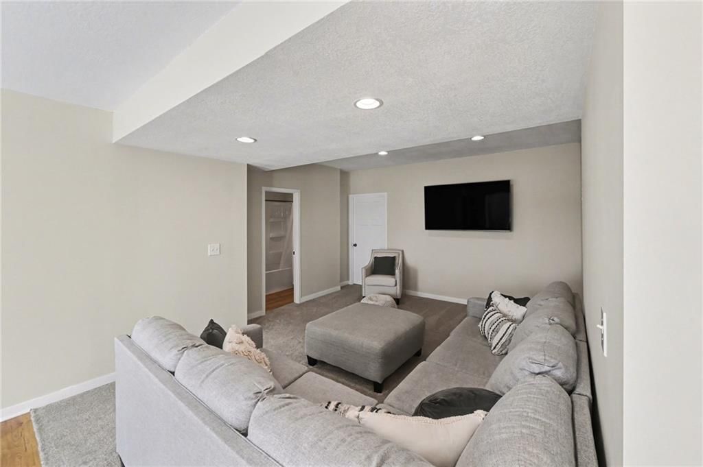 11600 N Farley Avenue — photo 26