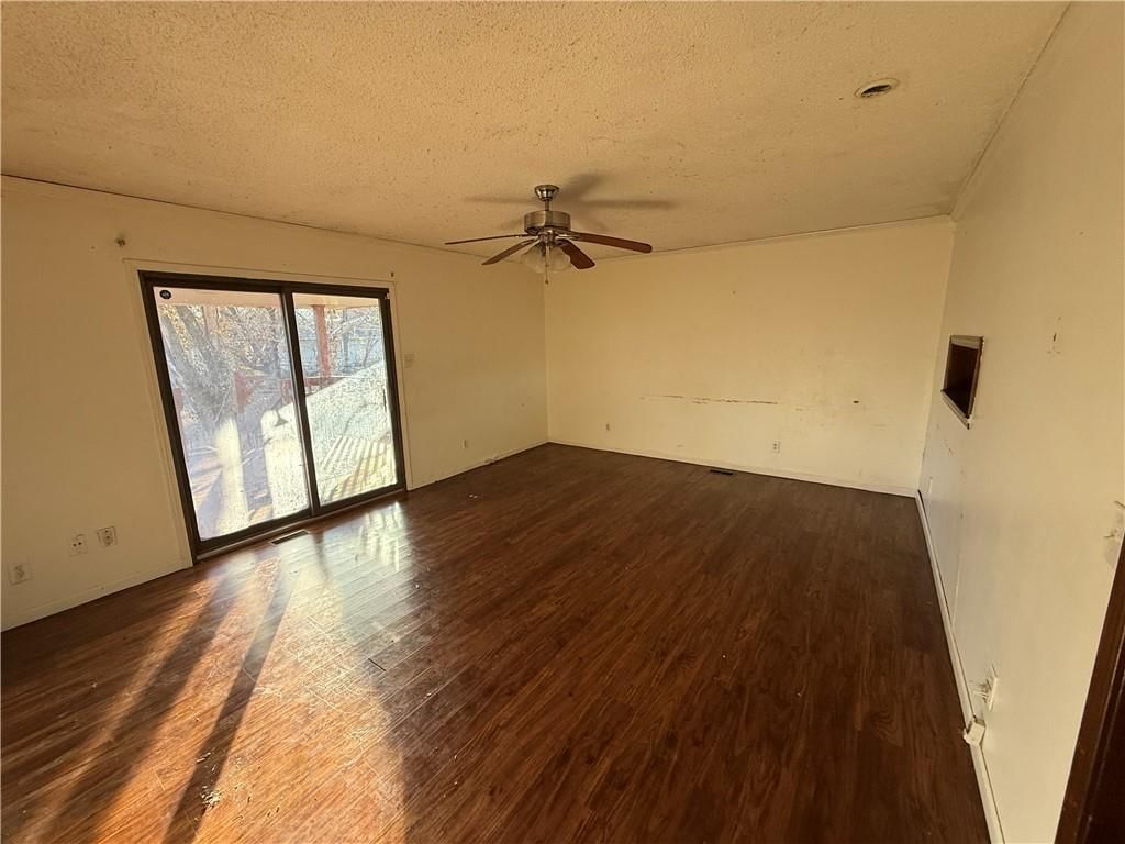 4337 SW 30th Street — photo 3