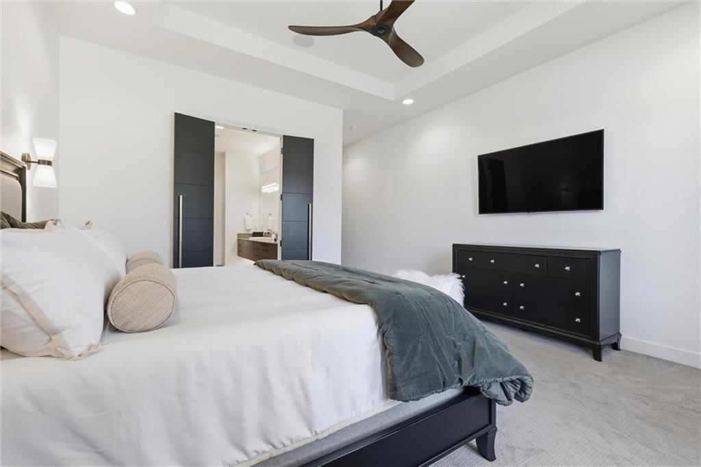 9645 Manor Road — photo 31
