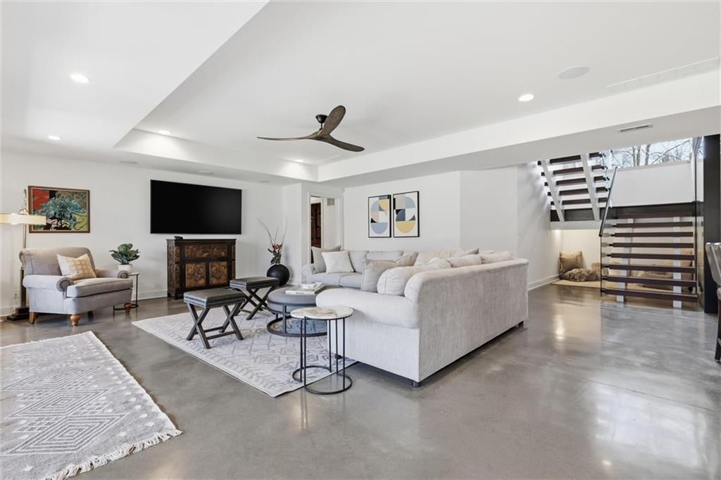 9645 Manor Road — photo 38