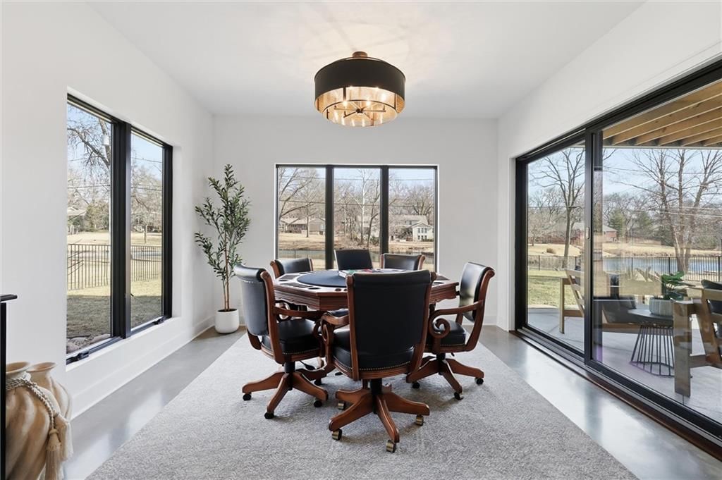 9645 Manor Road — photo 42