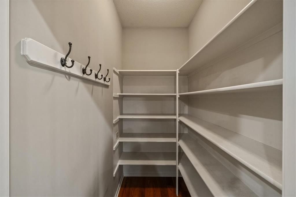 1606 Whispering Ridge — photo 11