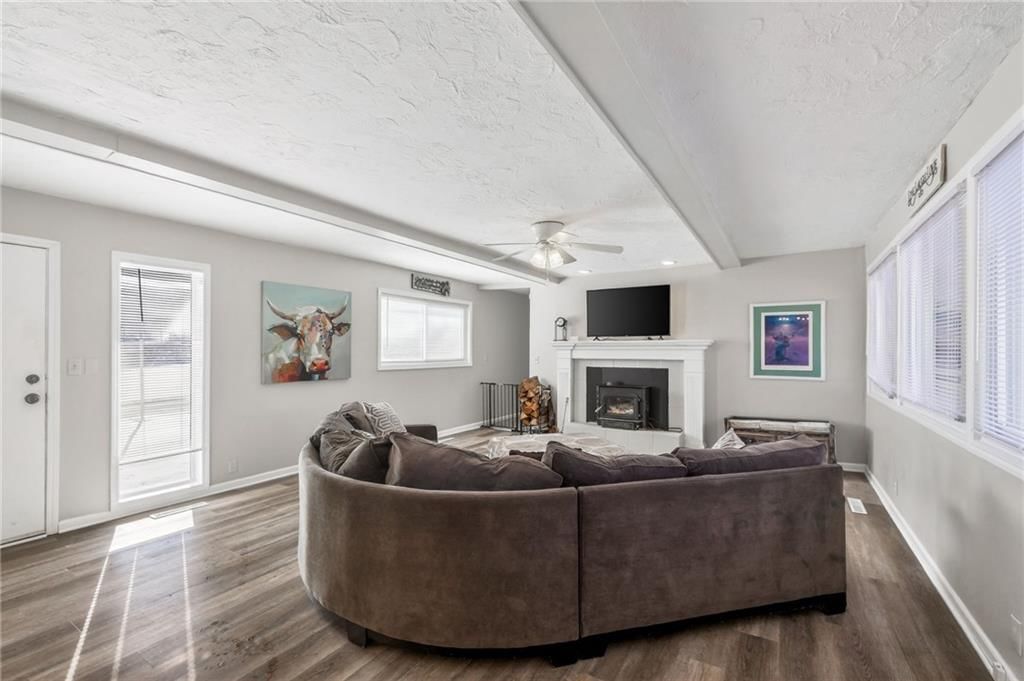 704 W Frost Street — photo 4
