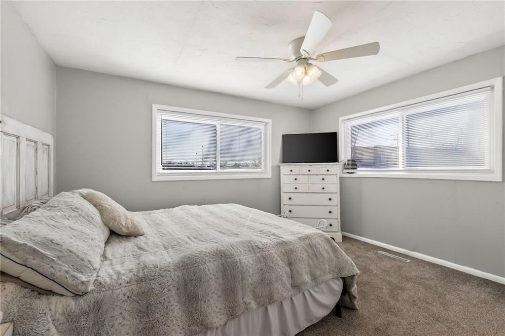704 W Frost Street — photo 15