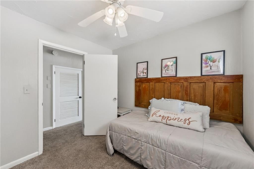 704 W Frost Street — photo 18