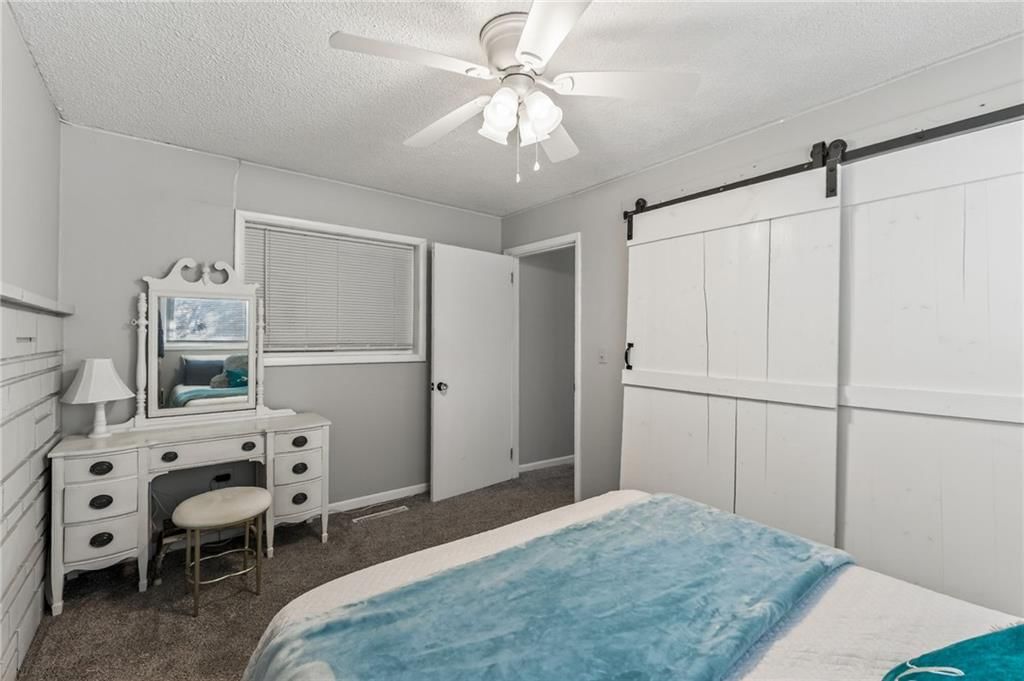 704 W Frost Street — photo 20