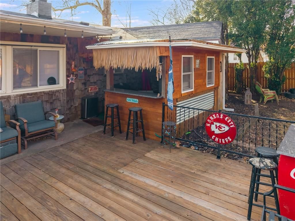 704 W Frost Street — photo 27