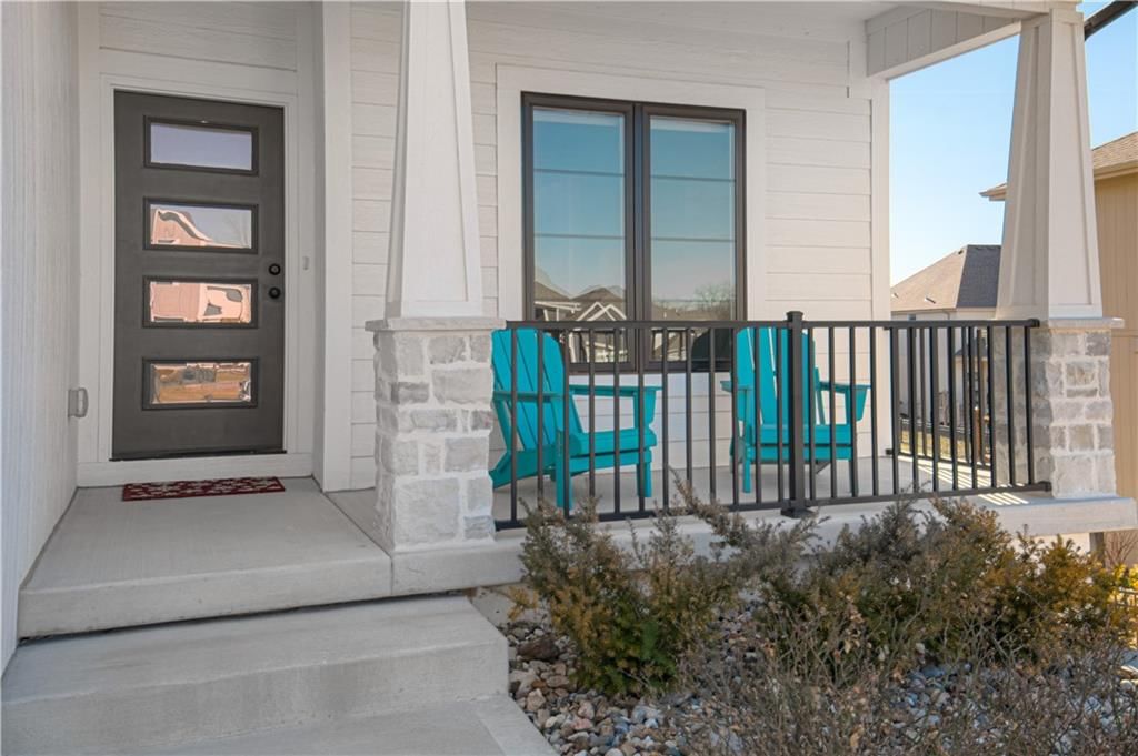 1829 Green Meadow Drive — photo 3