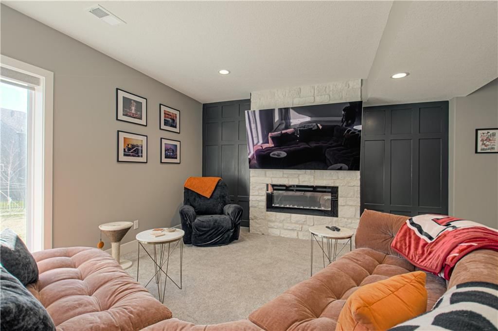 1829 Green Meadow Drive — photo 36
