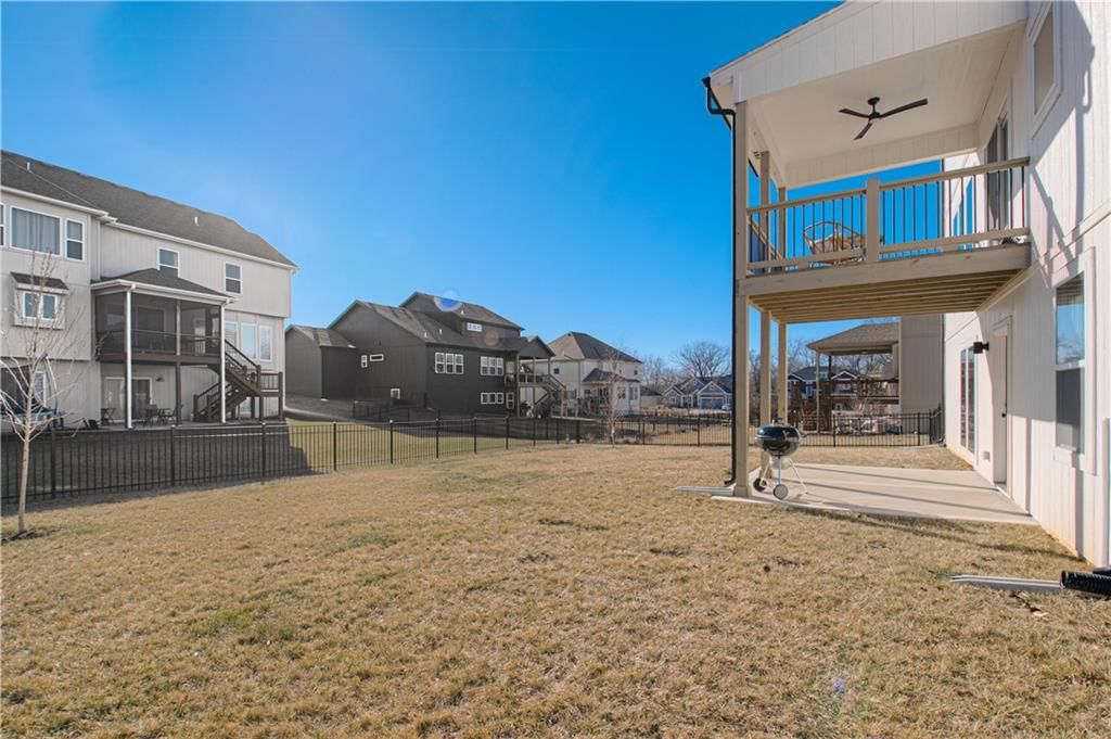 1829 Green Meadow Drive — photo 43