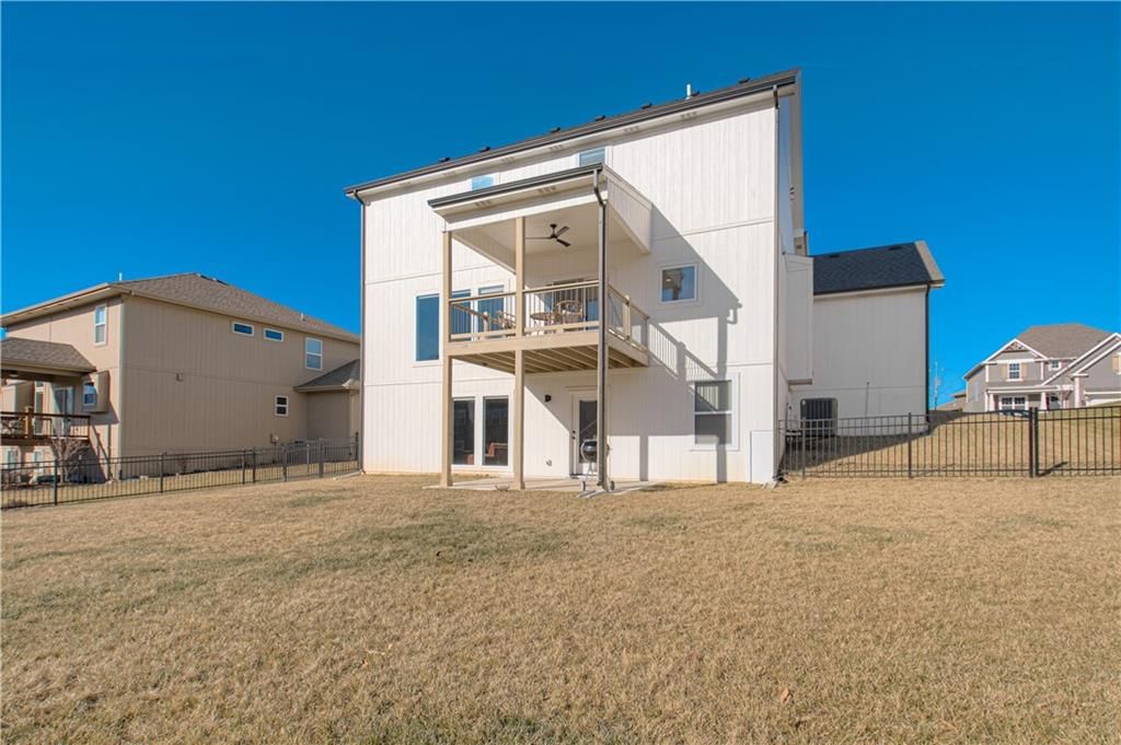 1829 Green Meadow Drive — photo 45