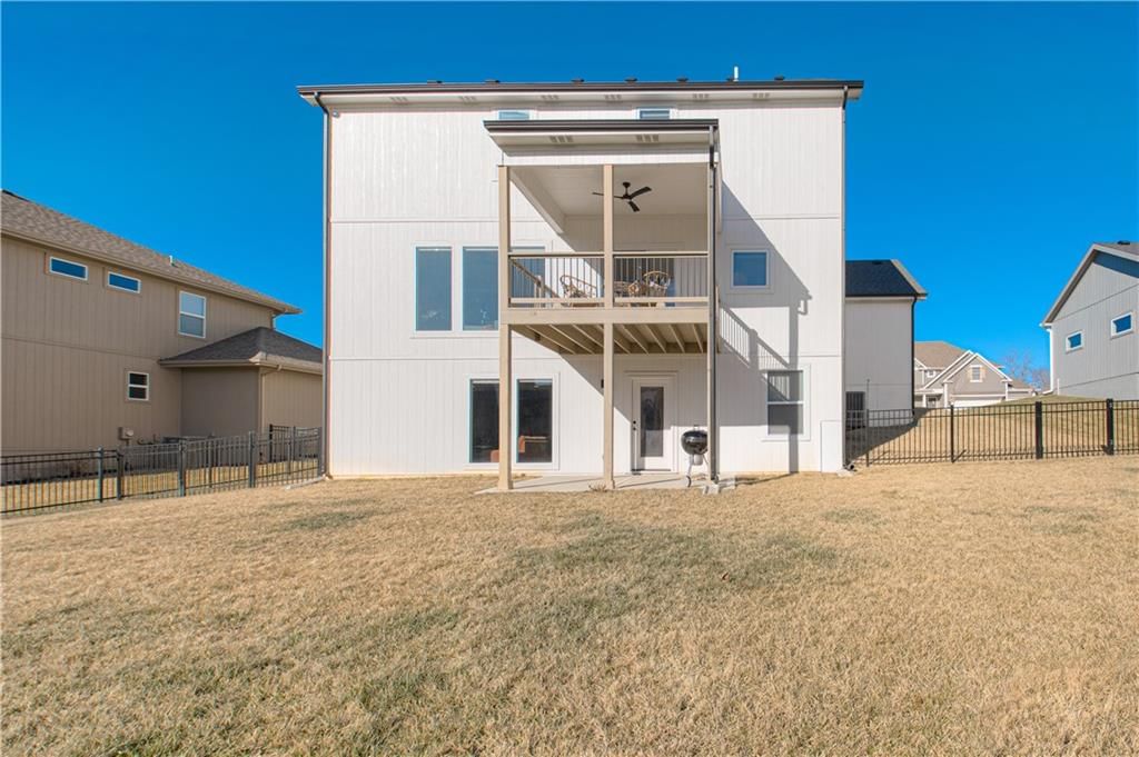 1829 Green Meadow Drive — photo 46