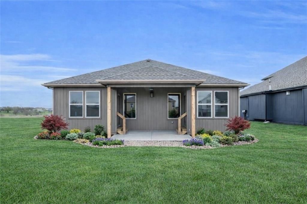 19326 Skyview Lane — photo 2