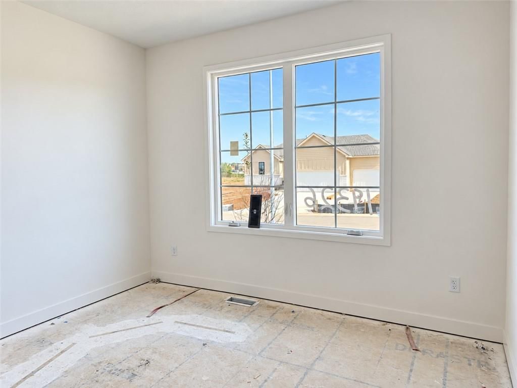 19326 Skyview Lane, Spring Hill, KS: listing photo 3