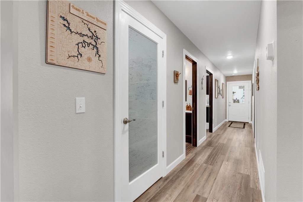 26192 Georgetown Avenue — photo 32