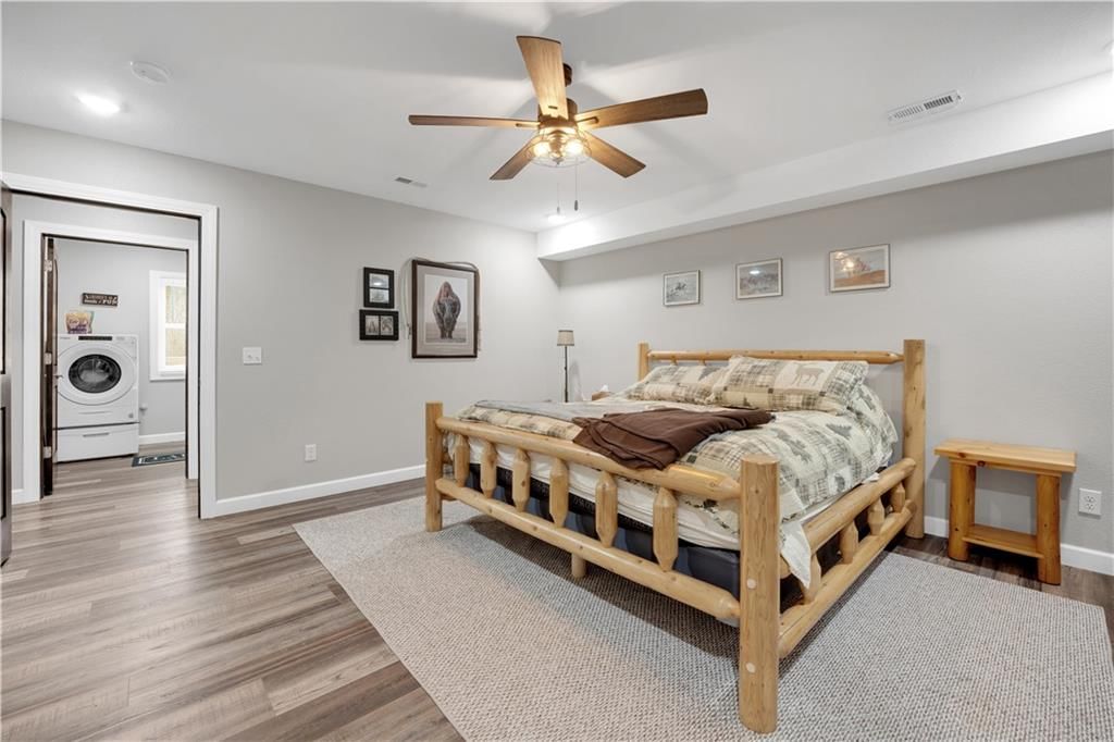 26192 Georgetown Avenue — photo 39