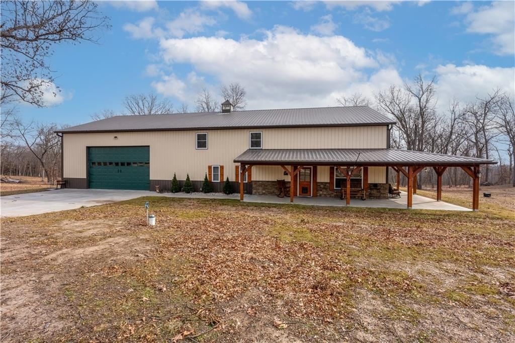 26192 Georgetown Avenue — photo 87