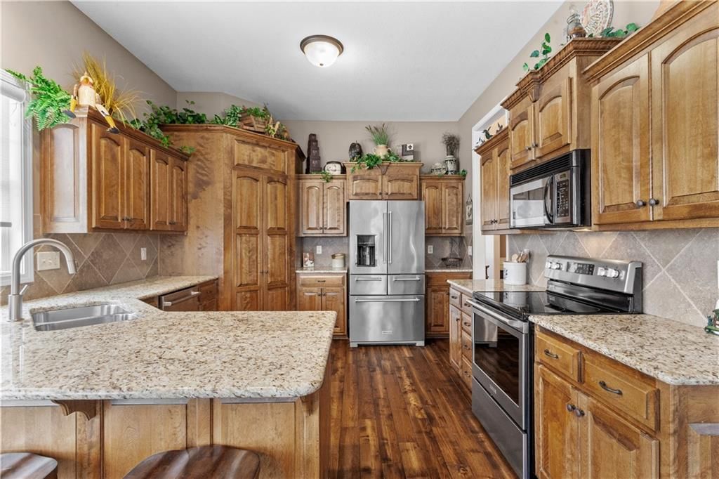 4304 NE Park Springs Drive — photo 15