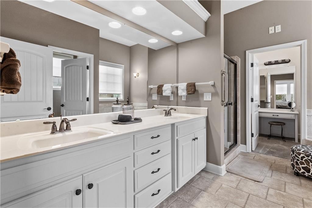 4304 NE Park Springs Drive — photo 22