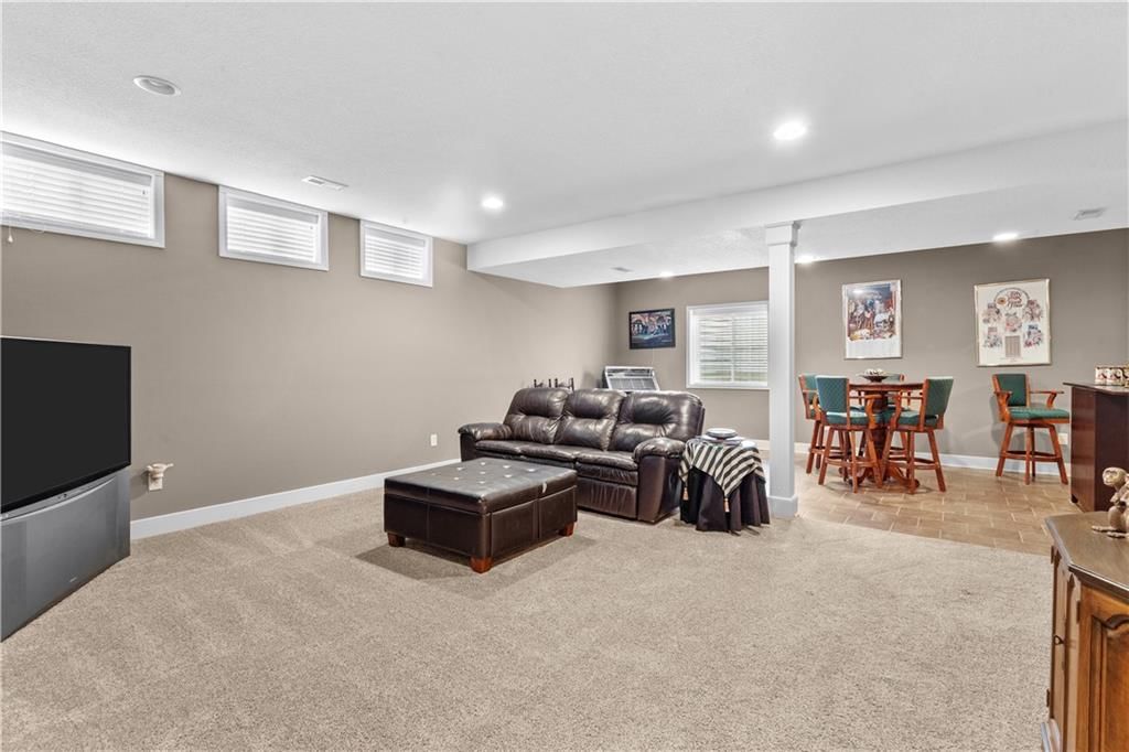4304 NE Park Springs Drive — photo 27