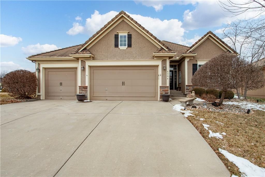 4304 NE Park Springs Drive — photo 40