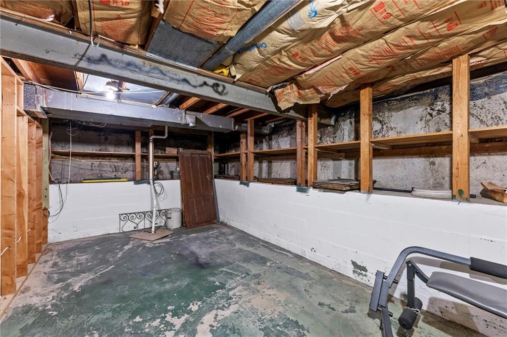 11229 Norton Avenue — photo 26